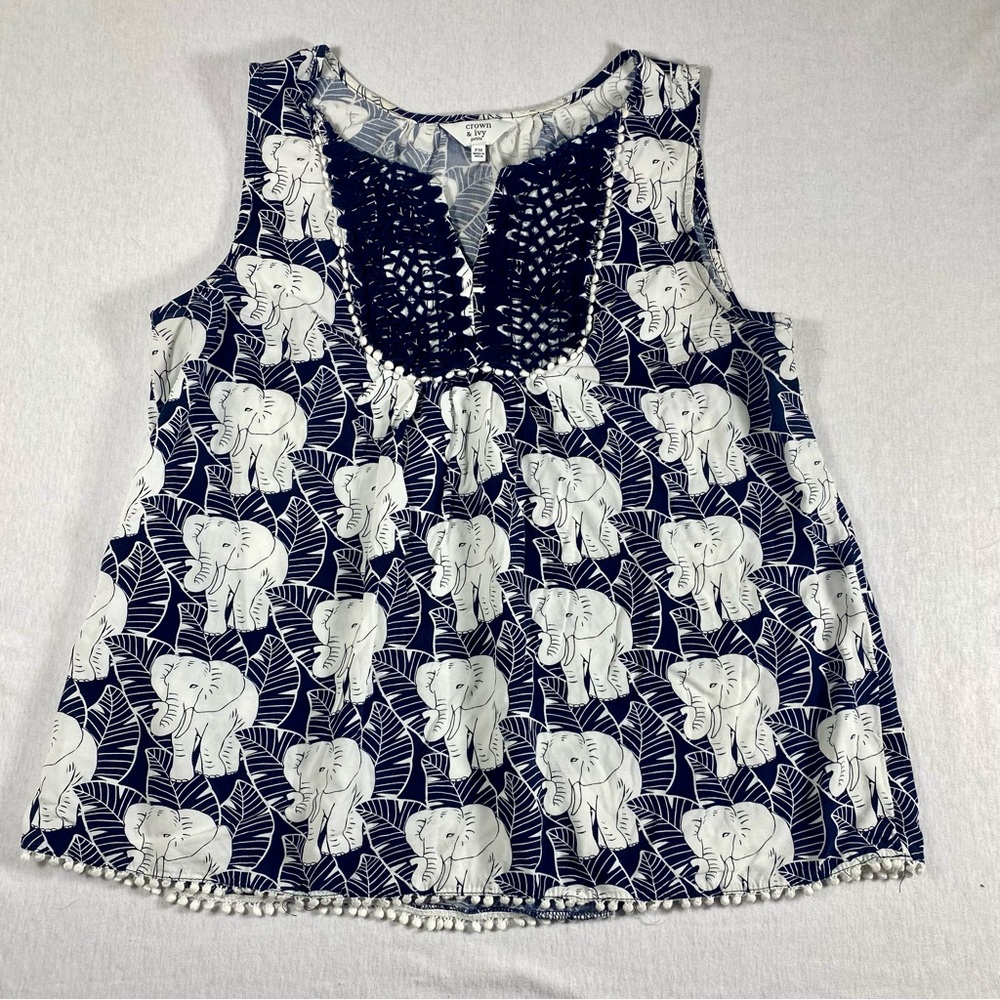 Crown & Ivy Petite M Navy Elephant Print Sleeveless Blouse